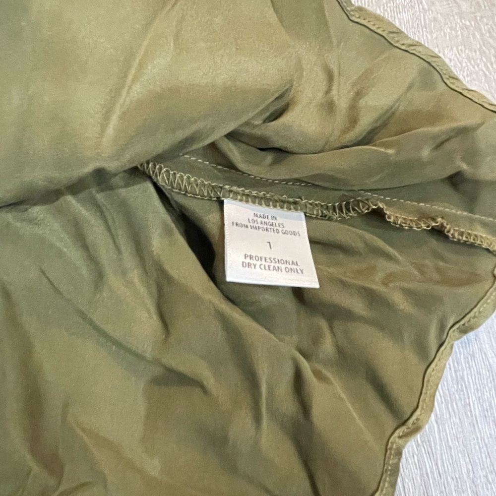 Stone Cold Fox Silk Monte Green Crop Top 1 - Picture 5 of 8